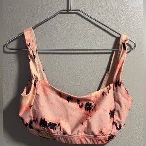 Gymshark Women's Peach and Black Bra